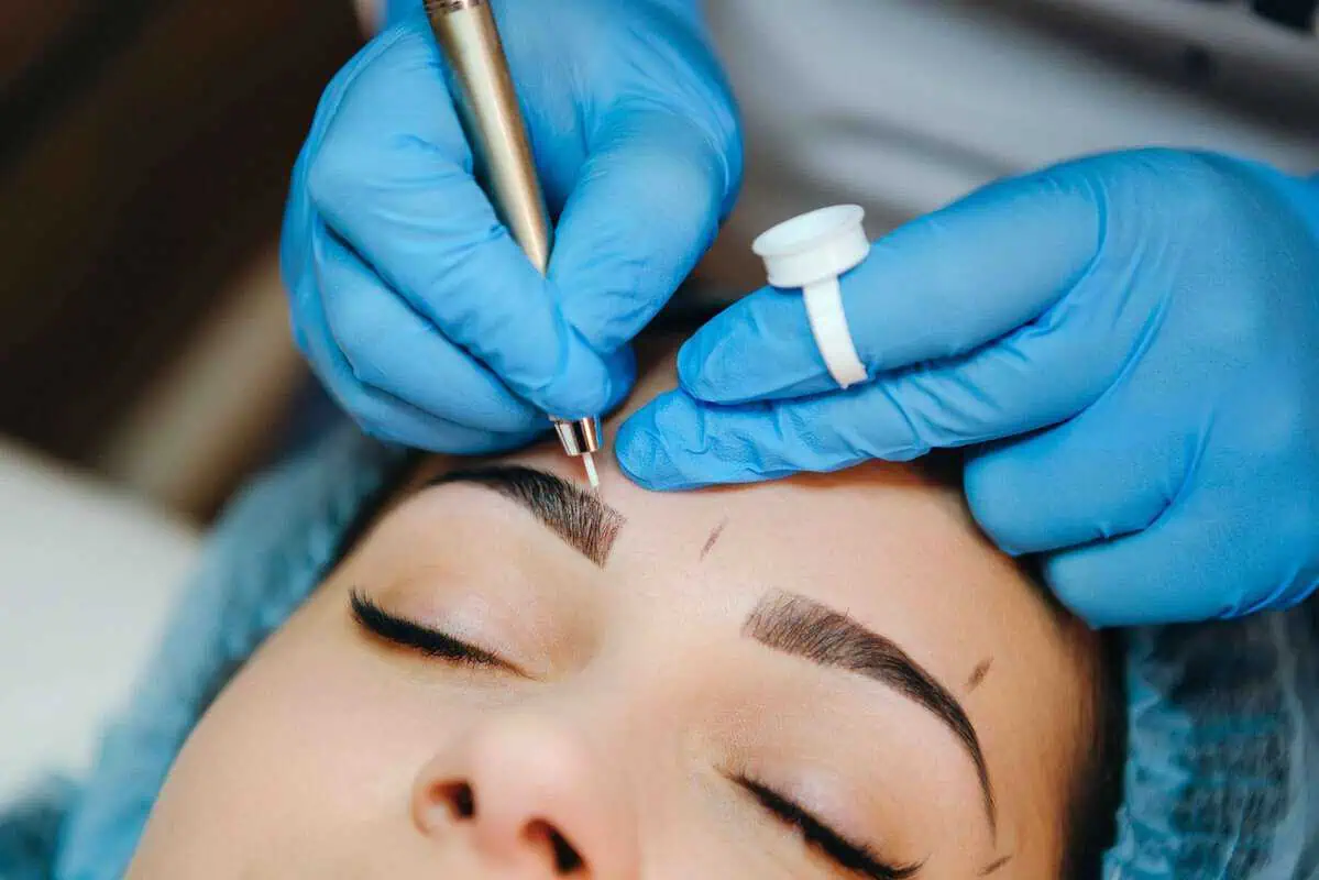 Microblading-Glow-beauty-Bar